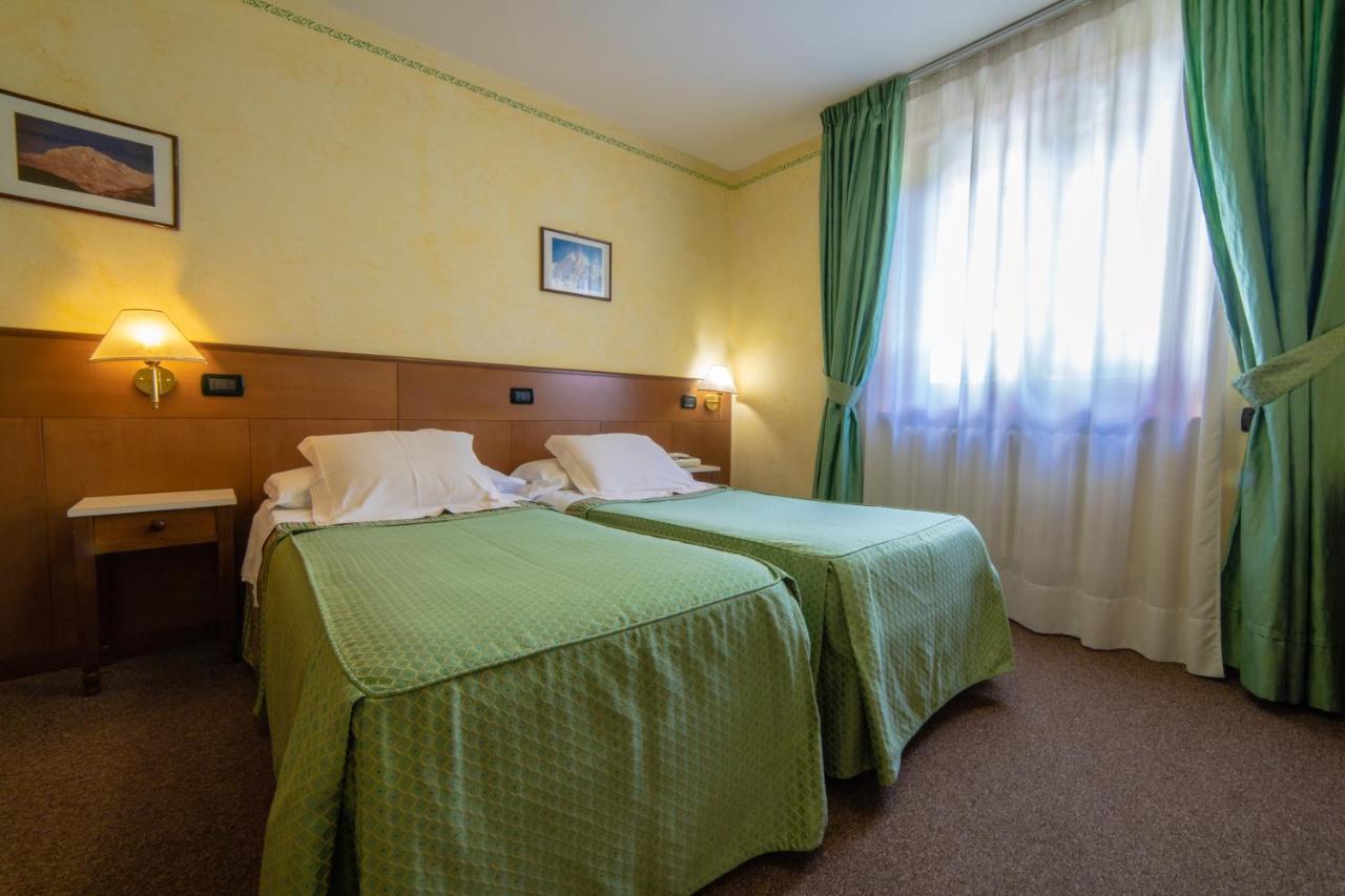 Hotel Beau Sejour プレ・サン・ディディエ エクステリア 写真