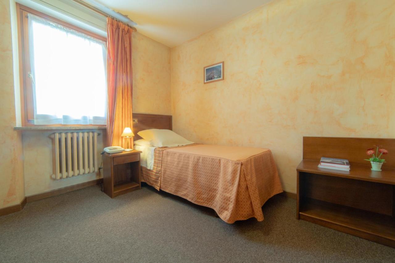 Hotel Beau Sejour プレ・サン・ディディエ エクステリア 写真