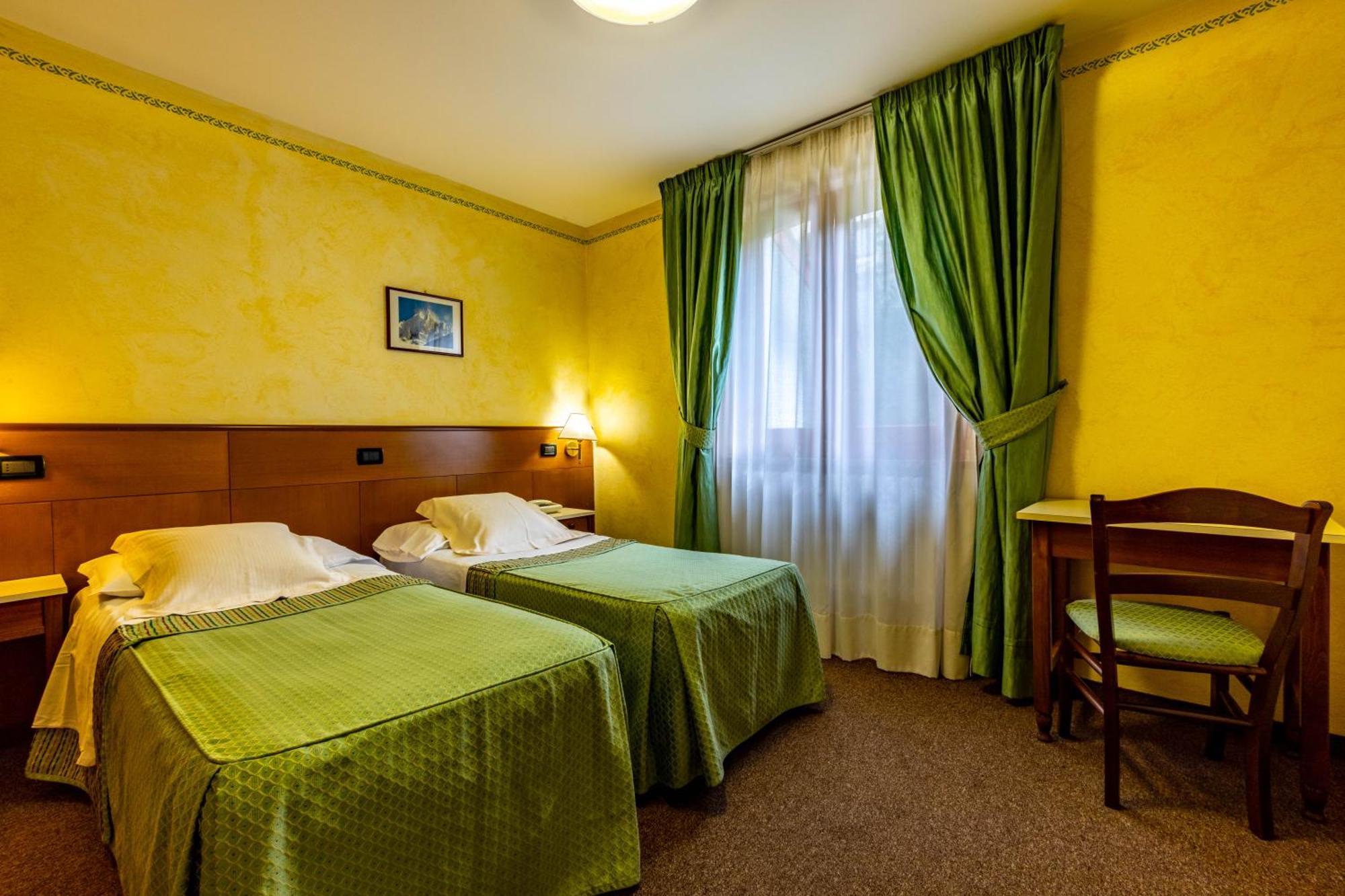 Hotel Beau Sejour プレ・サン・ディディエ エクステリア 写真
